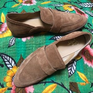Crown Vintage CARLY Loafer Brown Suede Cut-Away 10